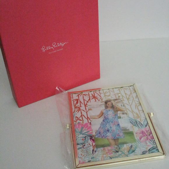 NIB Lilly Pulitzer Frame - Picture 2 of 4